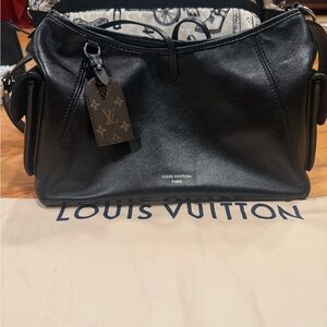 Authentic Louis Vuitton Carryall Cargo PM
